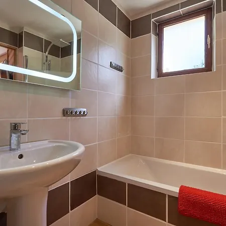Bed & Breakfast Aventure 3*